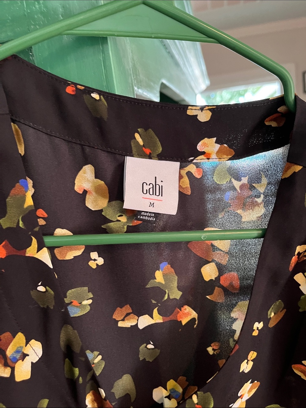 CAbi Black Floral-Pattern Button-Front Camisole - Picture 2 of 6